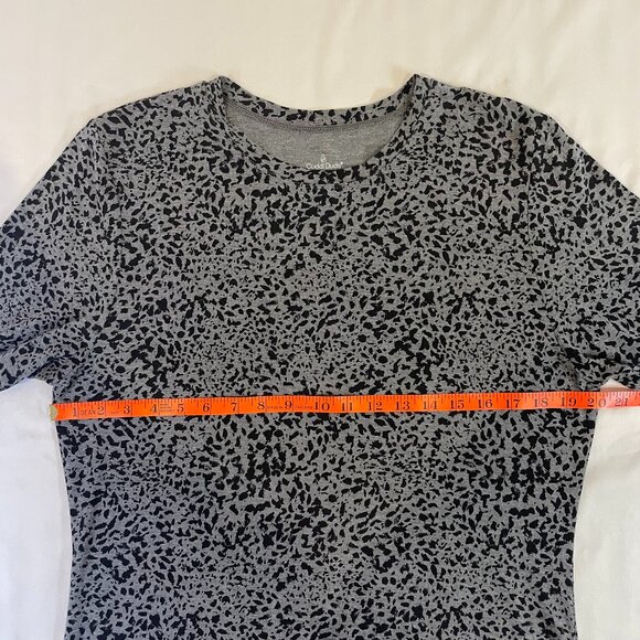 Cuddl Duds Size XL Animal Print Top Crew Neck Long Sleeves Black Gray - Picture 4 of 7